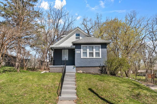 695 Idaho Avenue E, Saint Paul, MN 55106