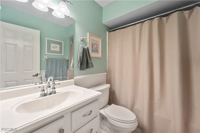 8430 Charter Club CIR 14, Fort Myers, FL 33919