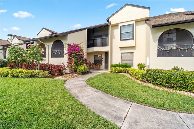 8430 Charter Club CIR 14, Fort Myers, FL 33919