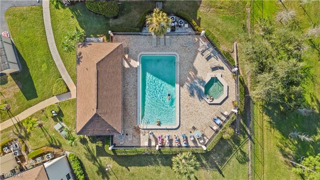 8430 Charter Club CIR 14, Fort Myers, FL 33919