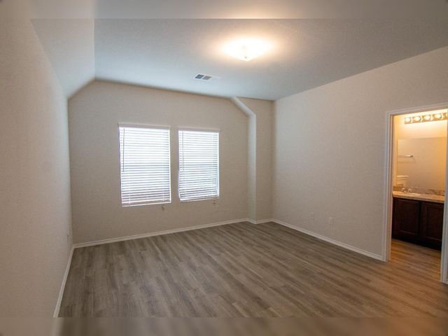 915 Imperial Heights Lane, Houston, TX 77073