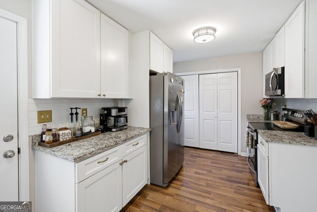 3710 Lake Carlton Road, Loganville, GA 30053