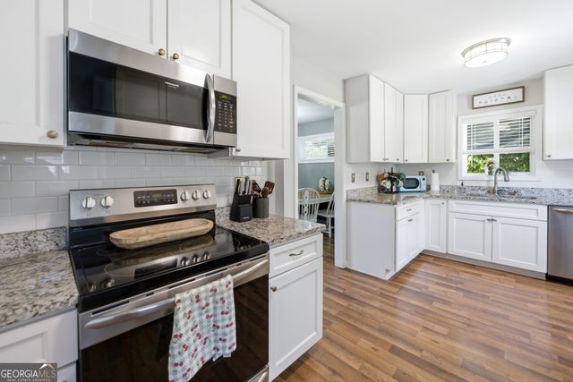 3710 Lake Carlton Road, Loganville, GA 30053
