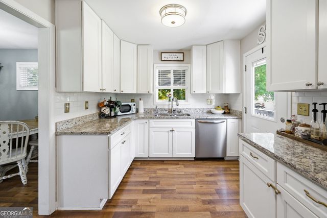 3710 Lake Carlton Road, Loganville, GA 30053