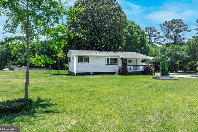 3710 Lake Carlton Road, Loganville, GA 30053