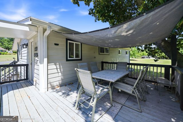 3710 Lake Carlton Road, Loganville, GA 30053