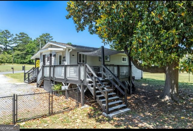 3710 Lake Carlton Road, Loganville, GA 30053