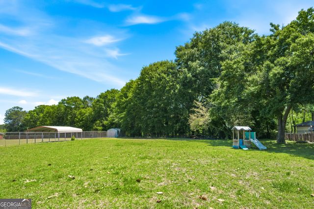 3710 Lake Carlton Road, Loganville, GA 30053