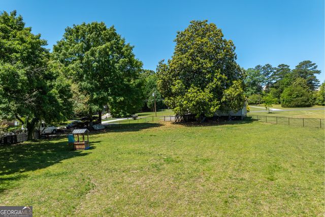 3710 Lake Carlton Road, Loganville, GA 30053