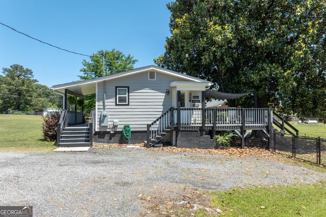 3710 Lake Carlton Road, Loganville, GA 30053