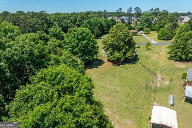 3710 Lake Carlton Road, Loganville, GA 30053