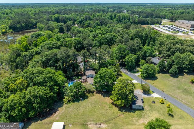 3710 Lake Carlton Road, Loganville, GA 30053
