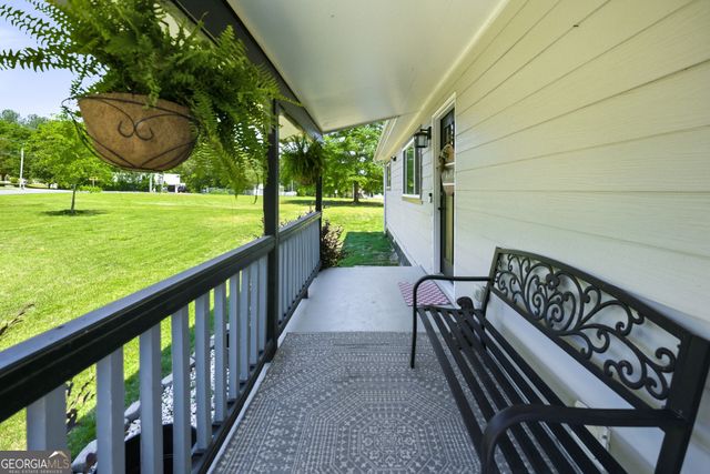 3710 Lake Carlton Road, Loganville, GA 30053