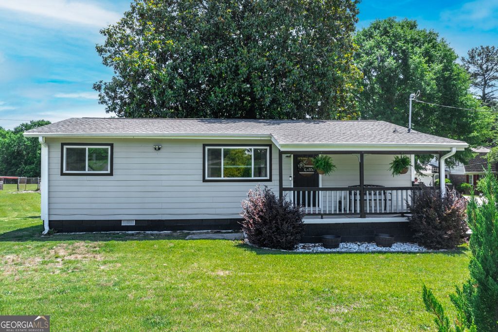 3710 Lake Carlton Road, Loganville, GA 30053