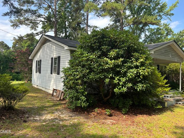 7941 Overhills Road, Spring Lake, NC 28390