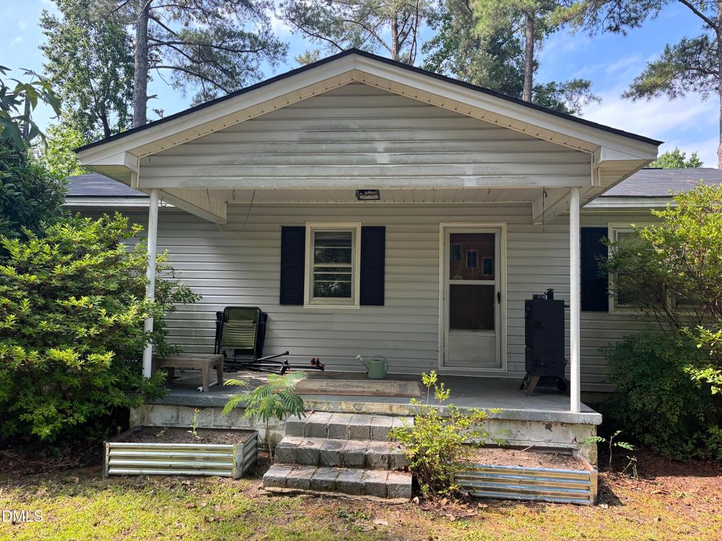 7941 Overhills Road, Spring Lake, NC 28390