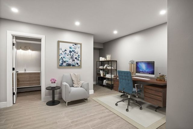 222 Austin St 222, Newton, MA 02465