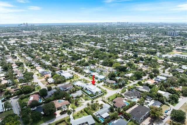 201 NE 27th Dr, Wilton Manors, FL 33334