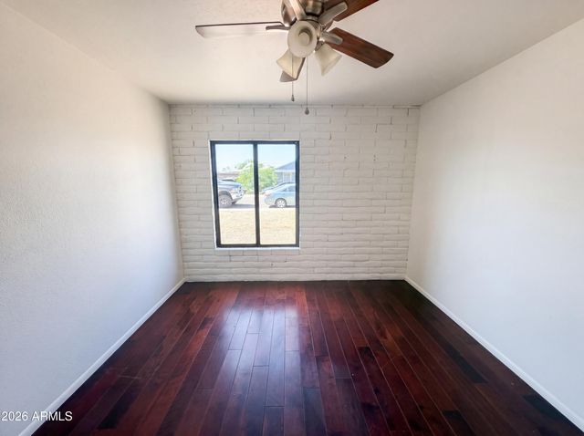 2326 W PARADISE Drive, Phoenix, AZ 85029