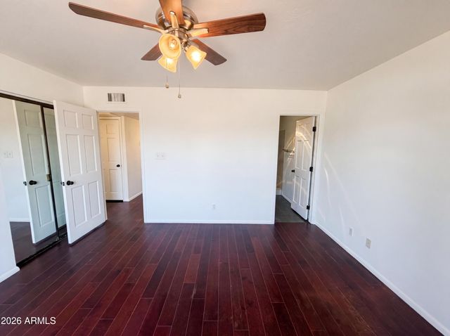 2326 W PARADISE Drive, Phoenix, AZ 85029