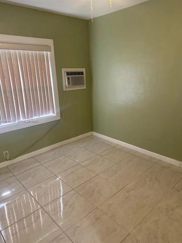 11108 Peachtree Dr 1, Miami, FL 33161