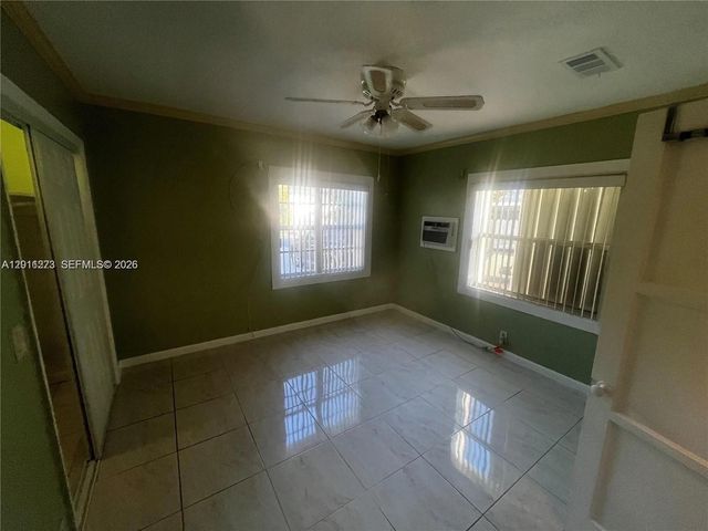 11108 Peachtree Dr 1, Miami, FL 33161
