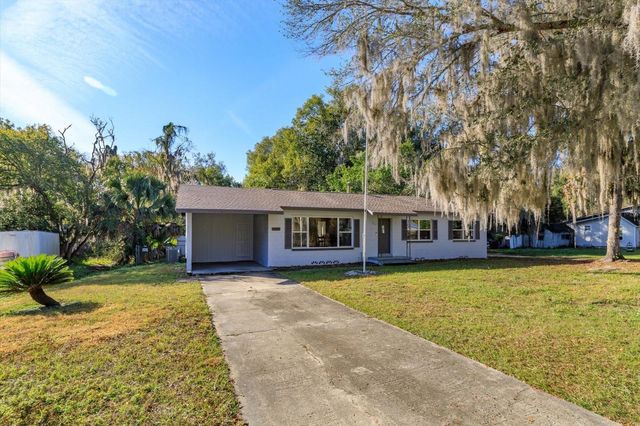 458 E UNIVERSITY AVENUE, Orange City, FL 32763