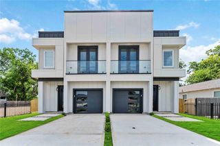 8501 Safeguard Street B, Houston, TX 77051
