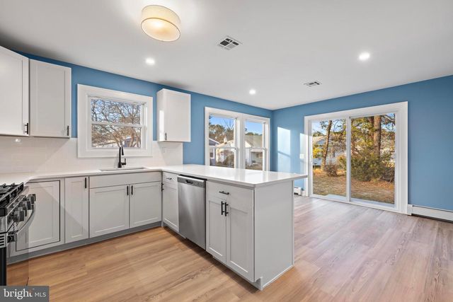 86 SAN CARLOS ST, Toms River, NJ 08757