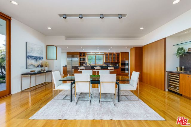 1530 Bel Air Road, Los Angeles, CA 90077