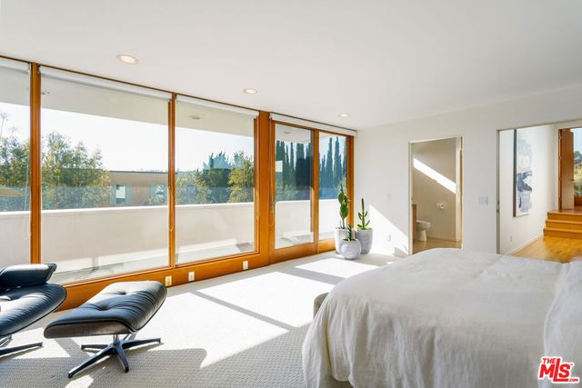 1530 Bel Air Road, Los Angeles, CA 90077