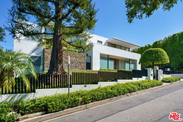 1530 Bel Air Road, Los Angeles, CA 90077