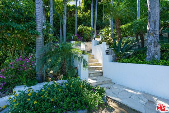 1530 Bel Air Road, Los Angeles, CA 90077