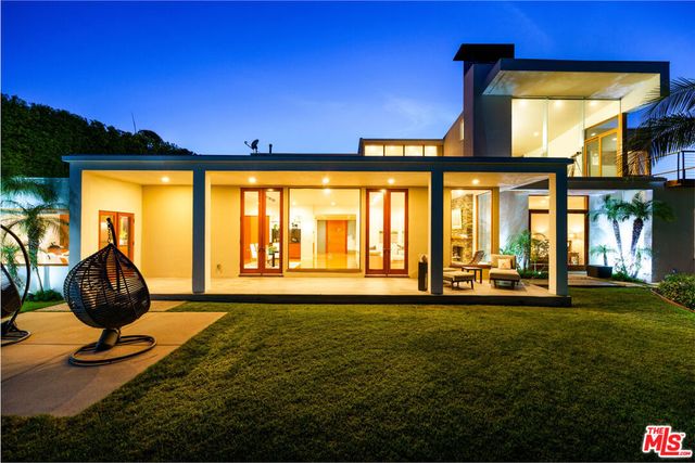 1530 Bel Air Road, Los Angeles, CA 90077