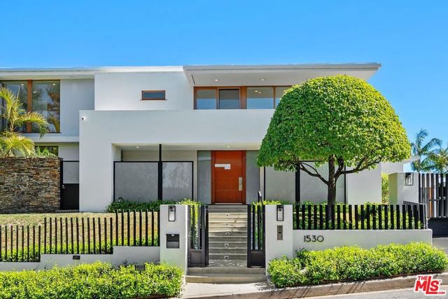 1530 Bel Air Road, Los Angeles, CA 90077