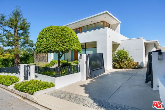 1530 Bel Air Road, Los Angeles, CA 90077