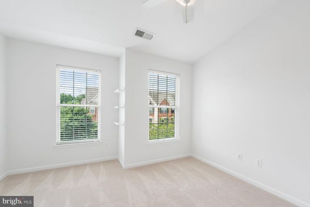 20056 NORTHVILLE HILLS TER, Ashburn, VA 20147