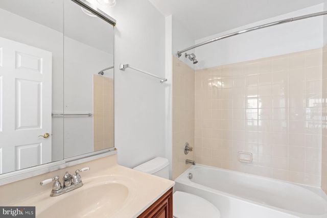 20056 NORTHVILLE HILLS TER, Ashburn, VA 20147