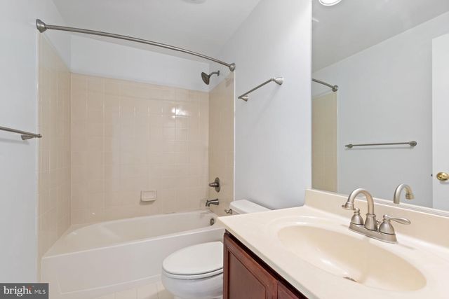 20056 NORTHVILLE HILLS TER, Ashburn, VA 20147