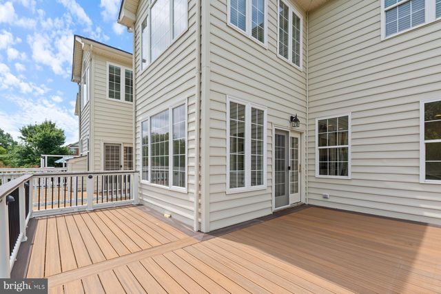 20056 NORTHVILLE HILLS TER, Ashburn, VA 20147