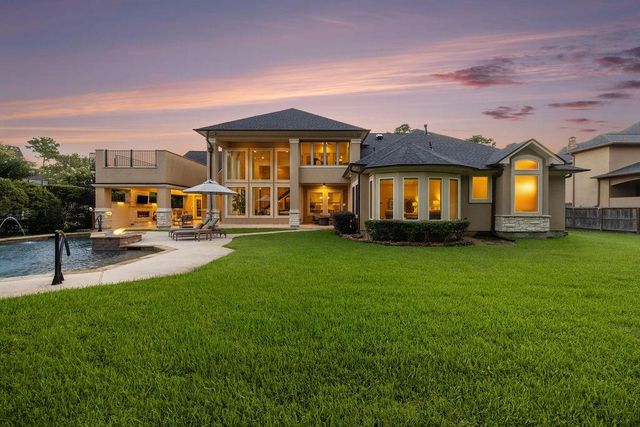 5911 Royal Point Court, Houston, TX 77345