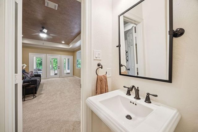 5911 Royal Point Court, Houston, TX 77345