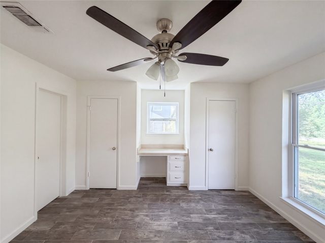 7928 Ella Young Drive, Lakeside, TX 76135
