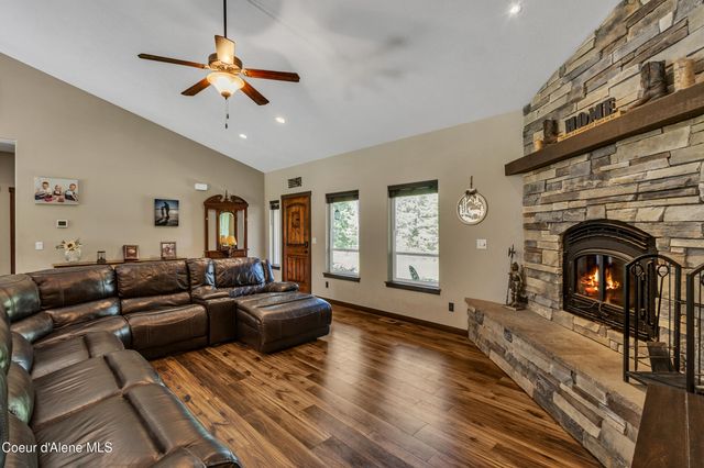 2130 E Bellamy RD, Athol, ID 83801