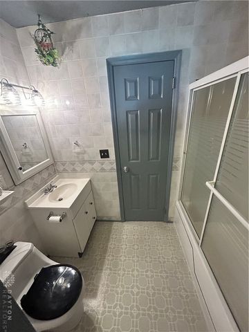 6821 Ginger Avenue, Enon Vlg, OH 45323