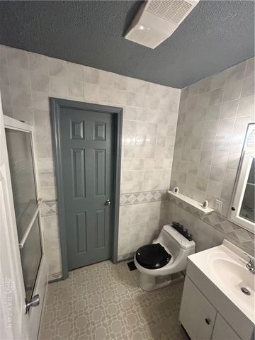 6821 Ginger Avenue, Enon Vlg, OH 45323