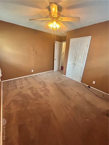 6821 Ginger Avenue, Enon Vlg, OH 45323