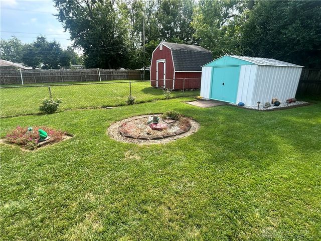 6821 Ginger Avenue, Enon Vlg, OH 45323