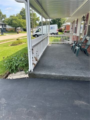 6821 Ginger Avenue, Enon Vlg, OH 45323