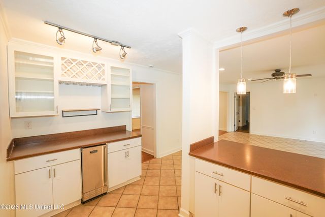 1923 Cherokee Drive, Jackson, MS 39211